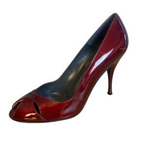 Stuart Weitzman Sashay Peep Toe Pumps Shoes Burgundy Patent Leather 8M